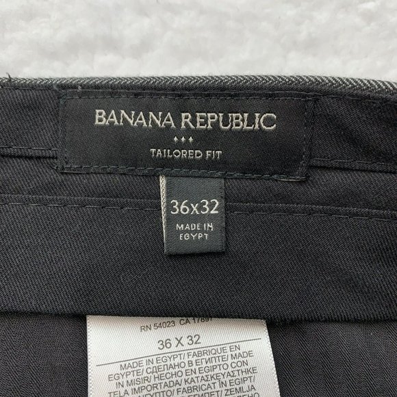 Banana Republic Men's 36x32 Charcoal Herringbone Tailored Fit Dress Slacks - Picture 5 of 9